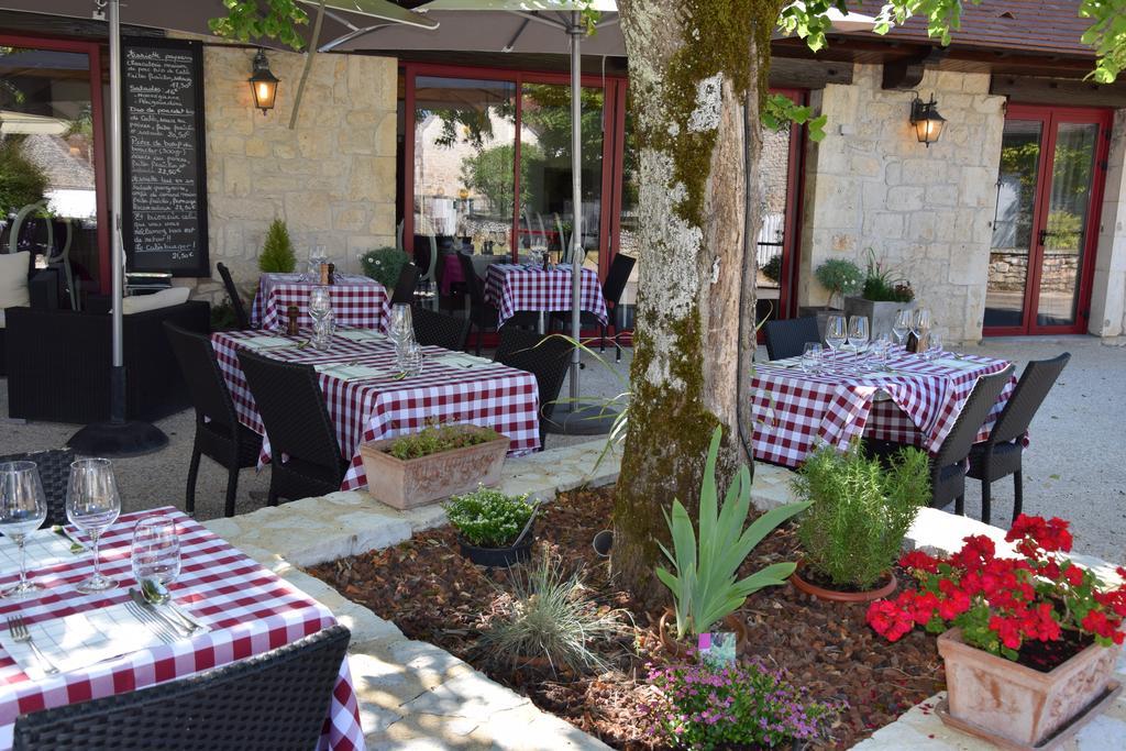 Le Petit Relais Hotel Cales  ภายนอก รูปภาพ