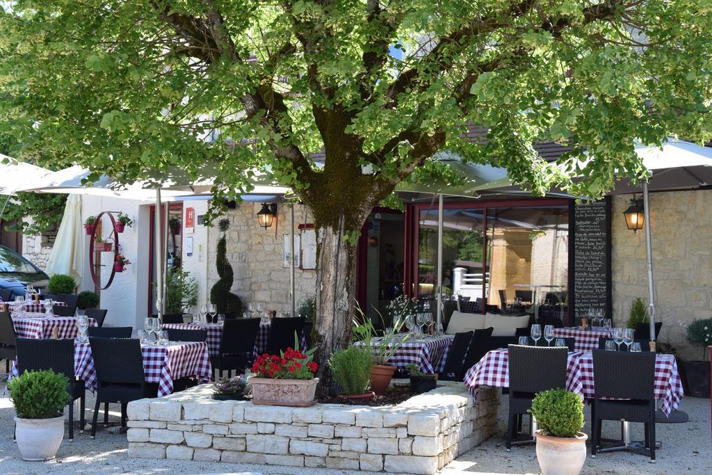 Le Petit Relais Hotel Cales  ภายนอก รูปภาพ