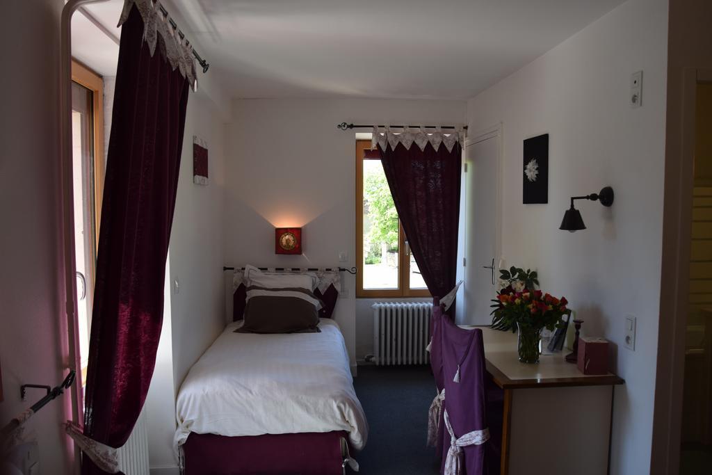 Le Petit Relais Hotel Cales  ภายนอก รูปภาพ
